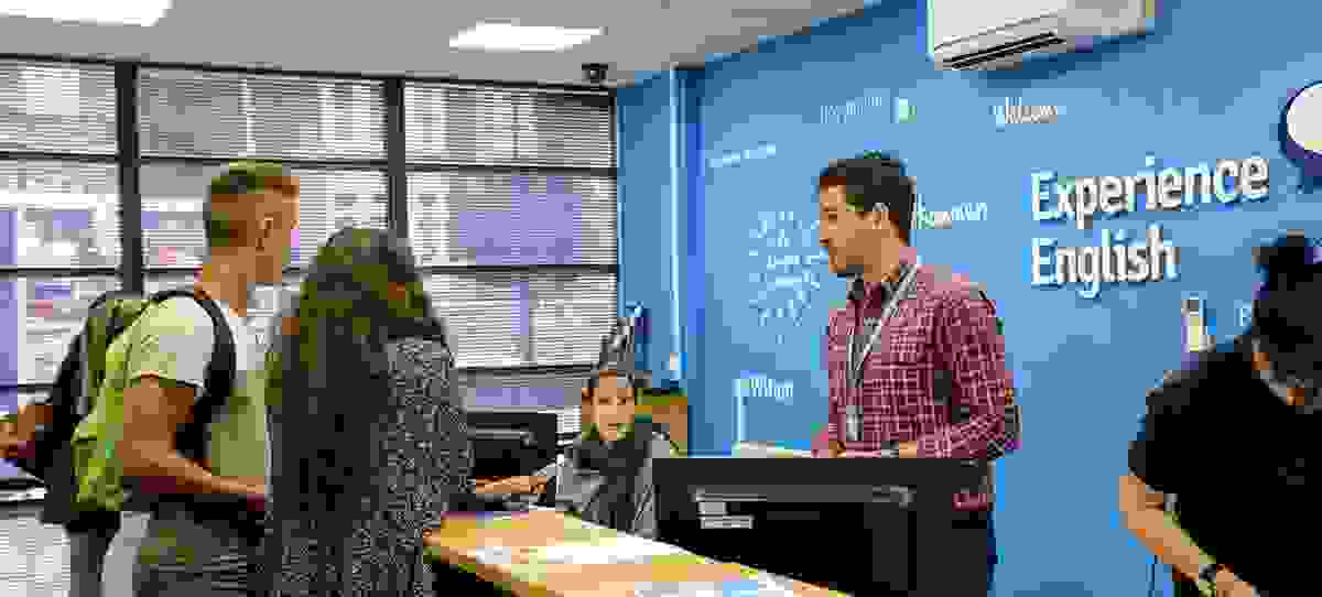 Курсы английского языка в Англии от Experience English Курсы английского языка в Англии от Experience English - Образовательный центр в Казахстане