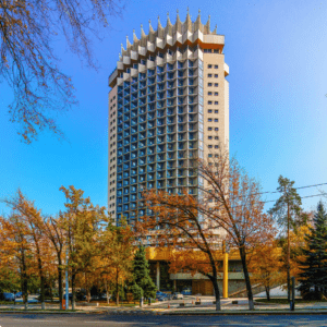 Как курсы казахского языка в Алматы улучшают языковую грамотность мегаполиса